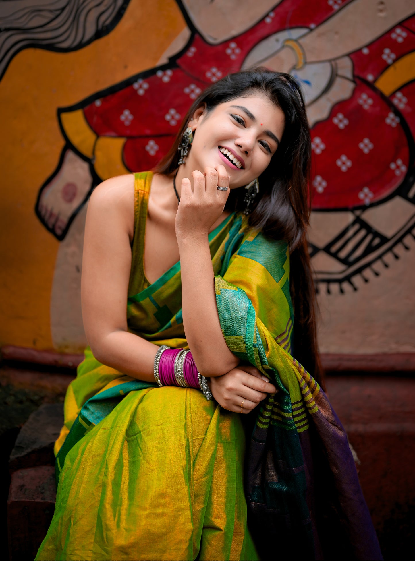 Suhani | Metallic Green Handloom Tissue Saree