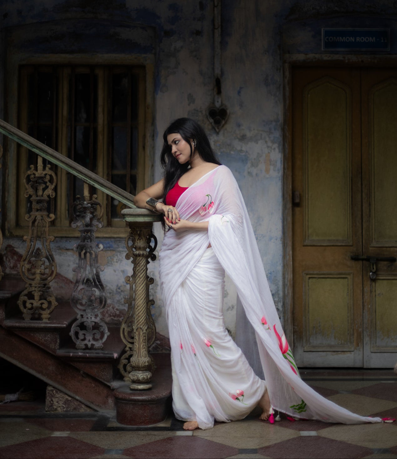 Lotus Luminance | White Mul Mul Cotton Saree