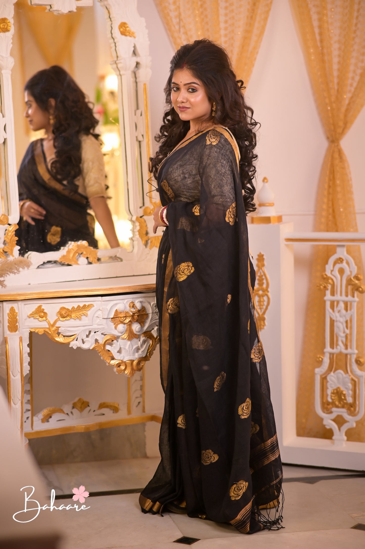 Woodland Whispers | Black Rose Handwoven Pure Linen Jamdani Saree