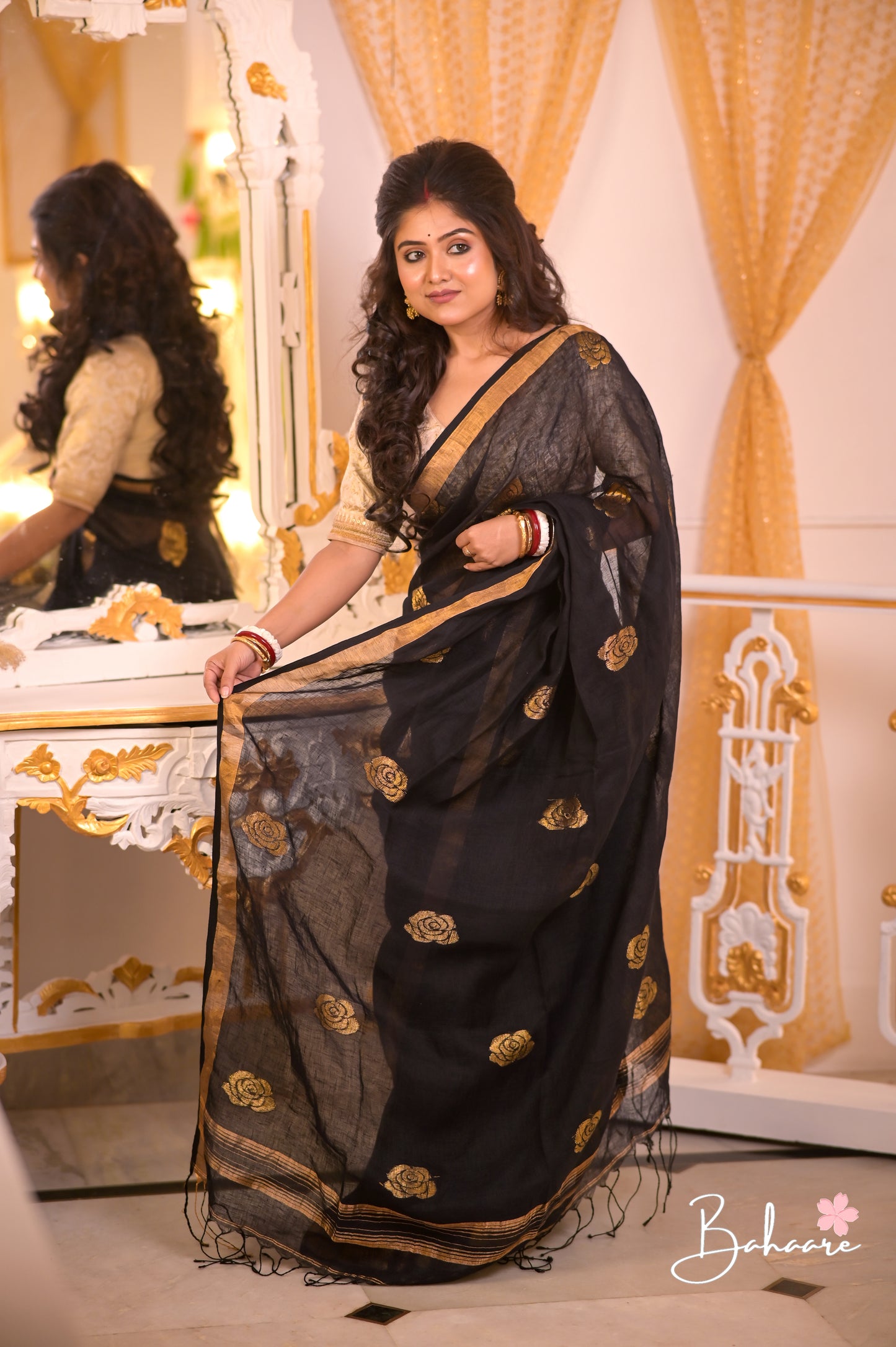 Woodland Whispers | Black Rose Handwoven Pure Linen Jamdani Saree