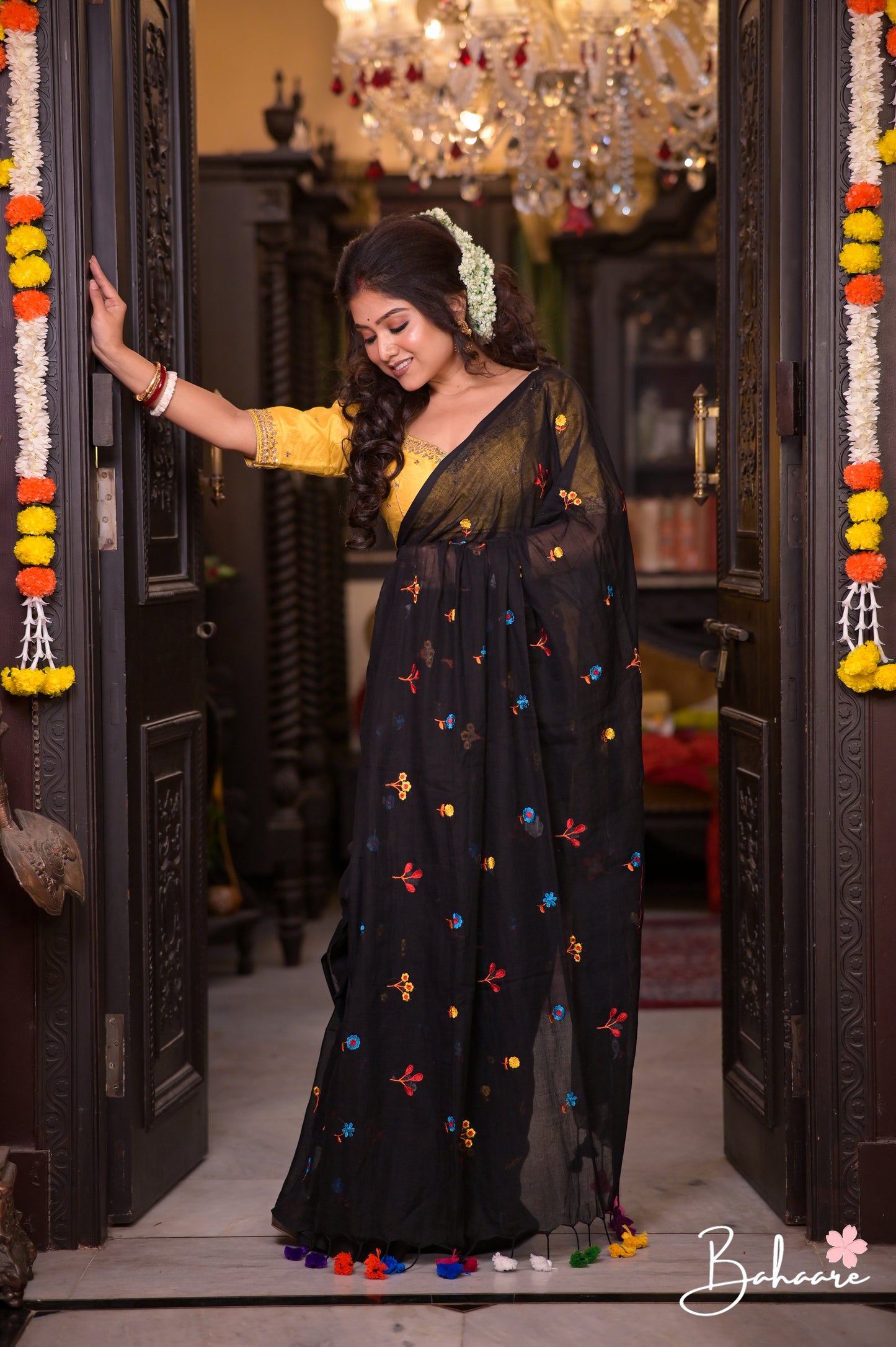 Mohini | Cool Black Celebrity Mul Mul Cotton Saree with Flower Motif