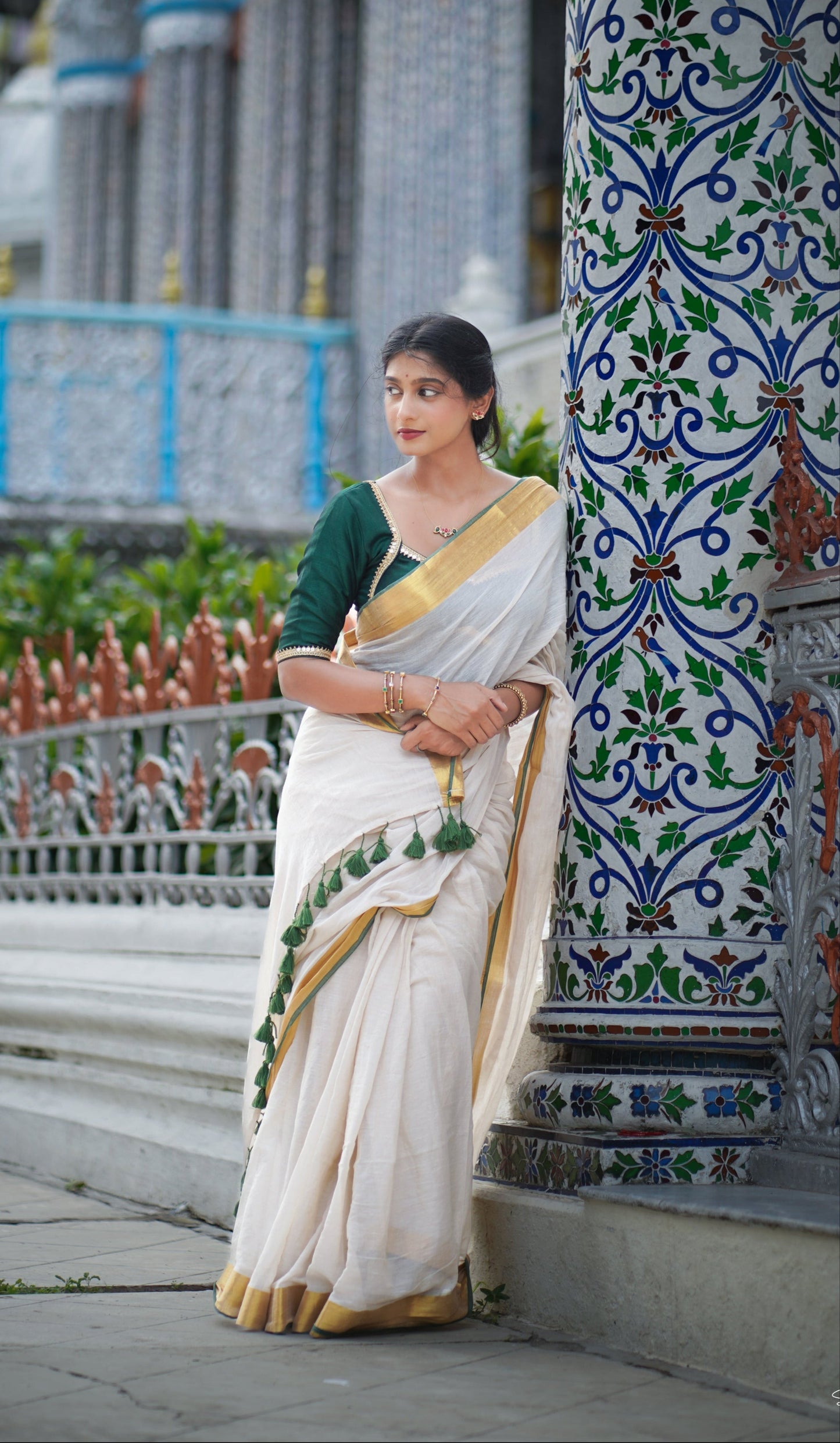 Mohini | Light Beige Mul Mul Cotton Saree with Golden Green Tissue Border