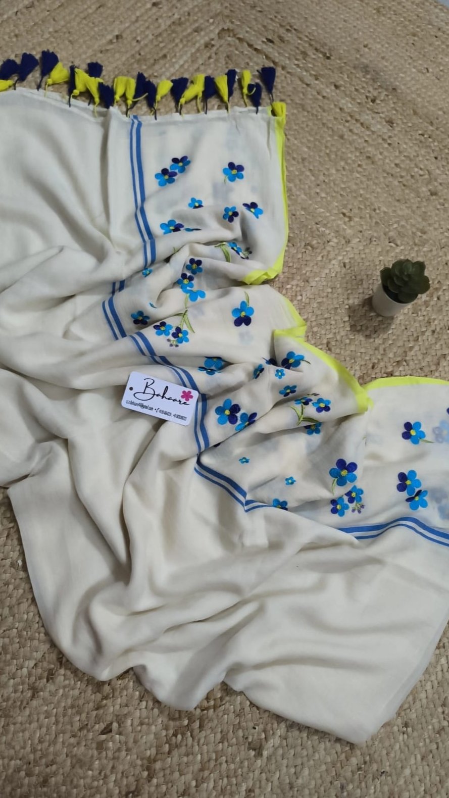Mohini | Off White Mul Mul Cotton Saree with Flower Embroidery