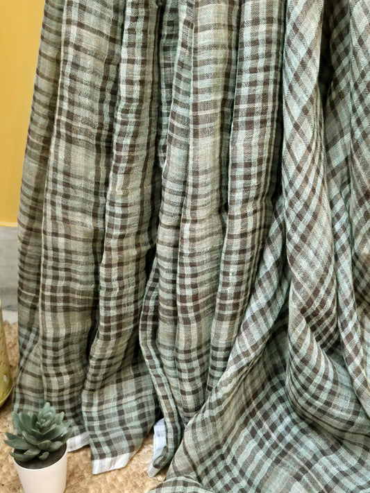Woodland Whispers | Pista Green Jayshree Linen Saree with Black Check