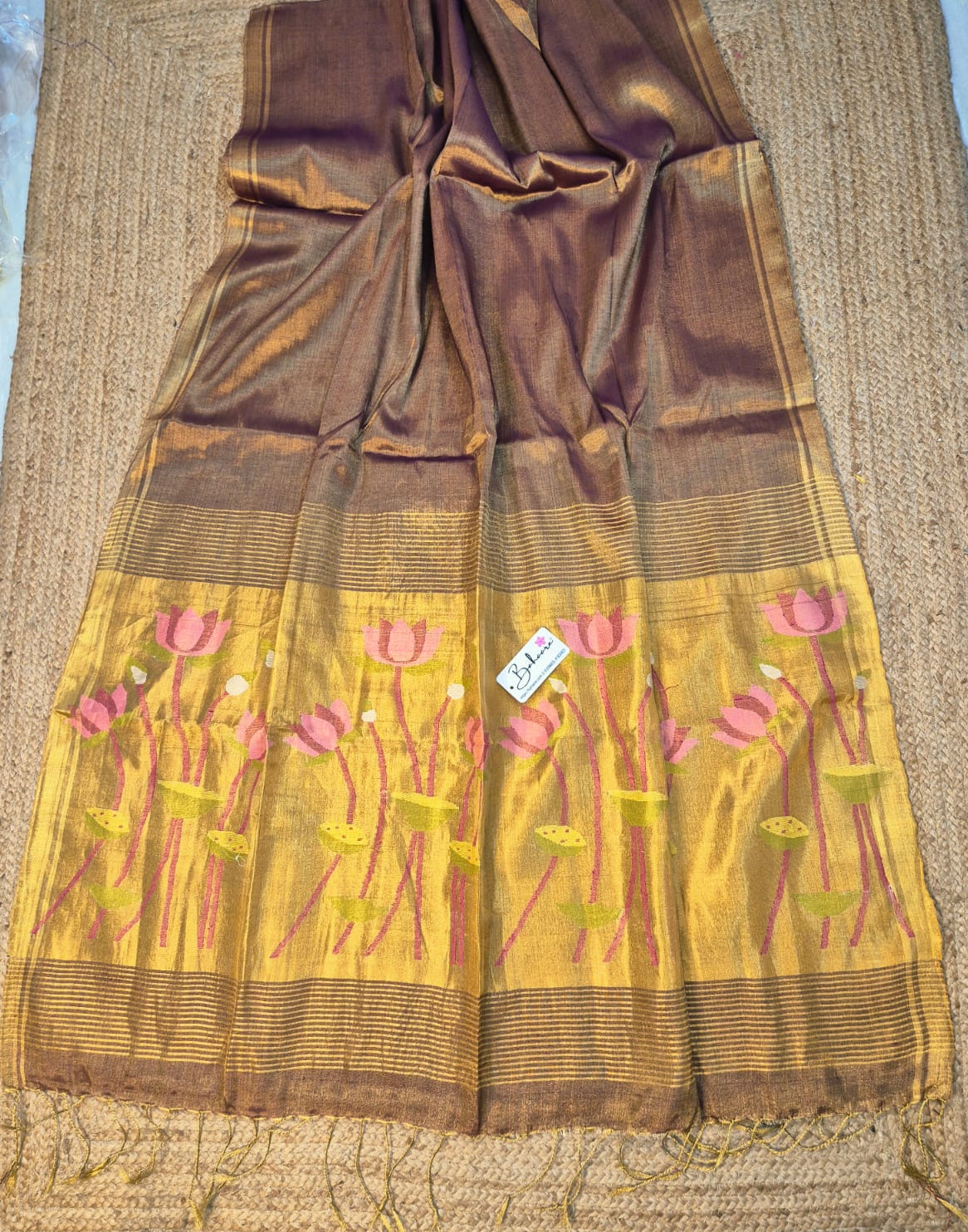 Springtime Serenity | Metallic Gold Tissue Linen Saree with Paithani Motif