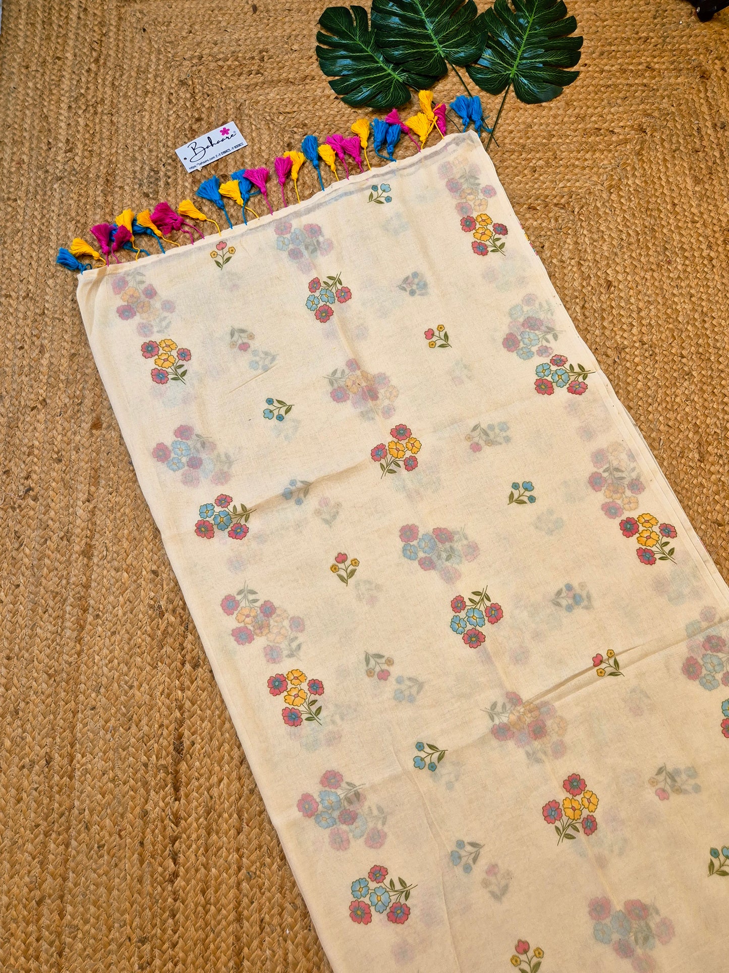 Noor | Butter Beige Mul Mul Cotton Saree with Flower Motif