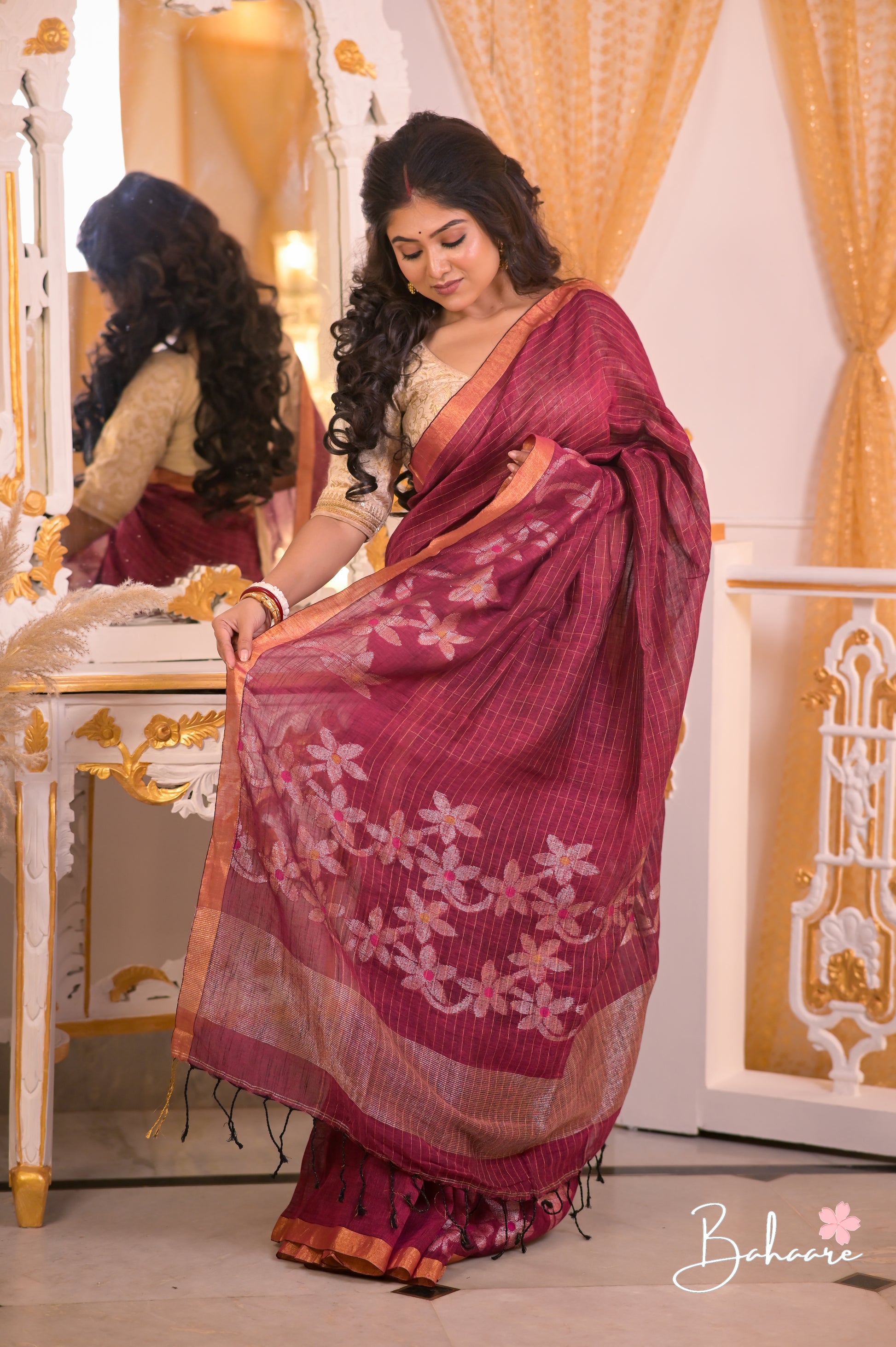 Woodland Whispers | Magenta Pure Premium Linen Saree