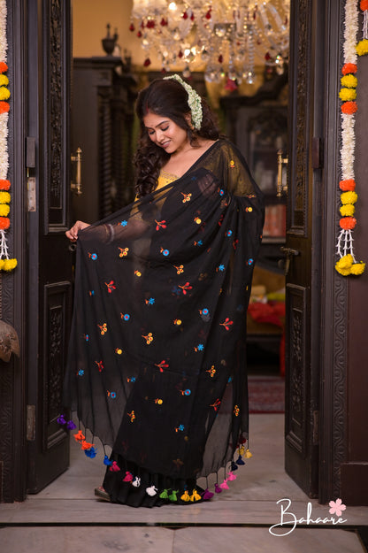 Mohini | Cool Black Celebrity Mul Mul Cotton Saree with Flower Motif