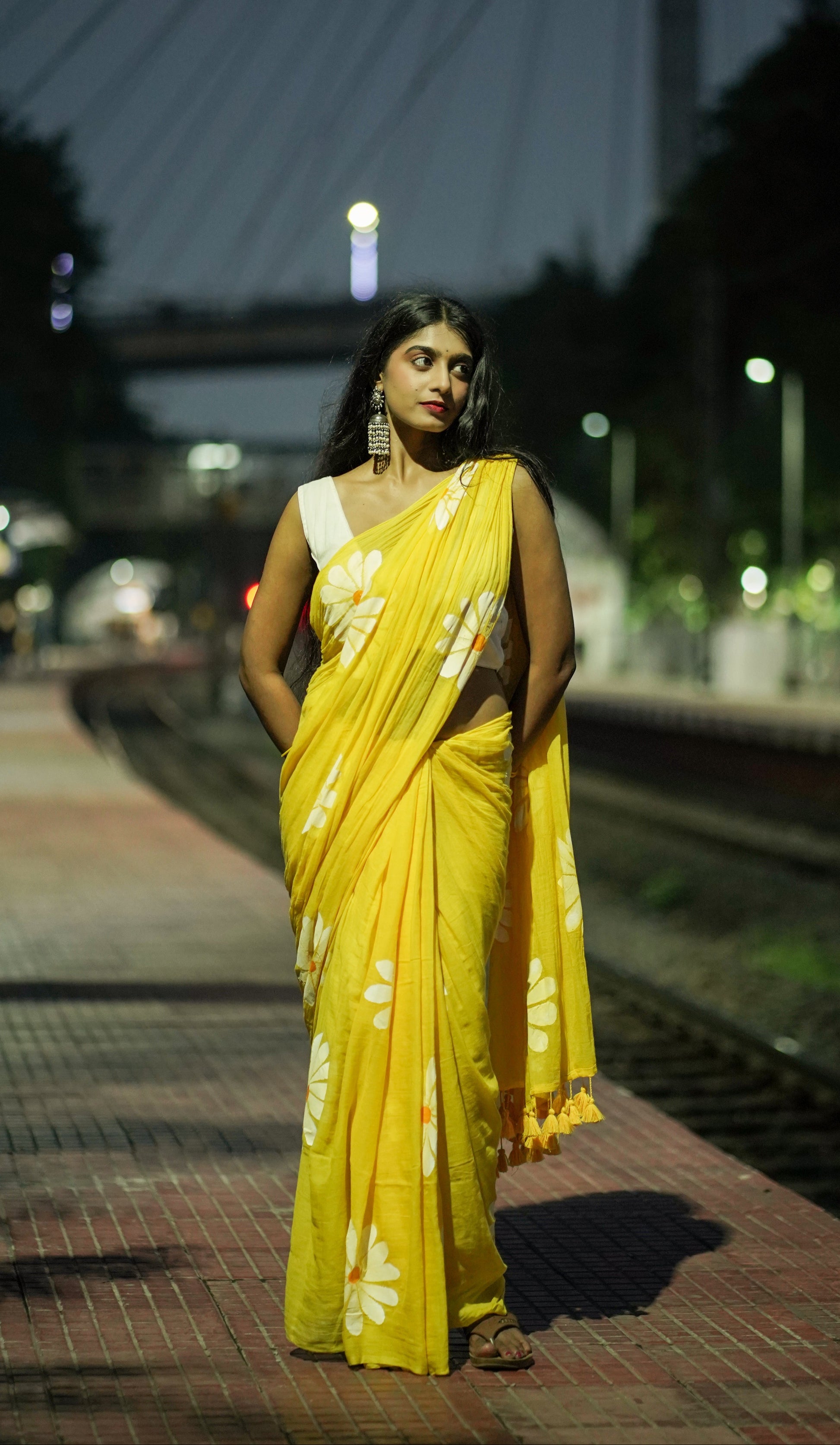 Daisy Dreams | Yellow Mul Mul Cotton Saree