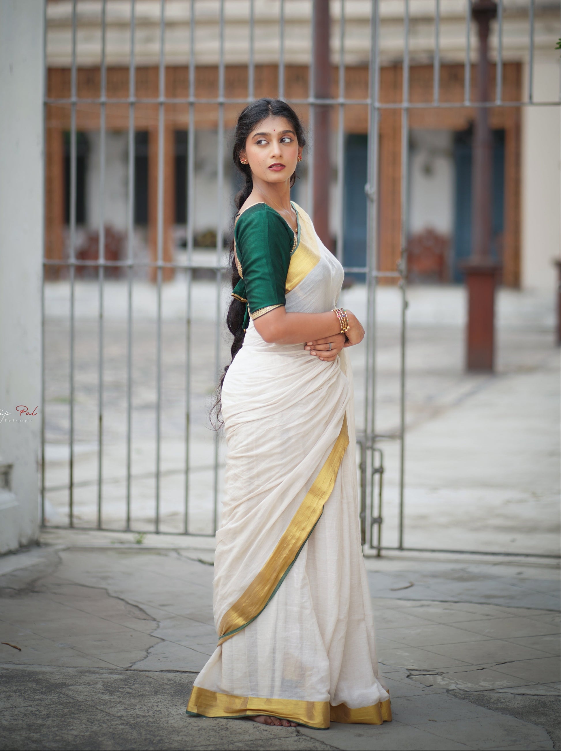 Mohini | Light Beige Mul Mul Cotton Saree with Golden Green Tissue Border
