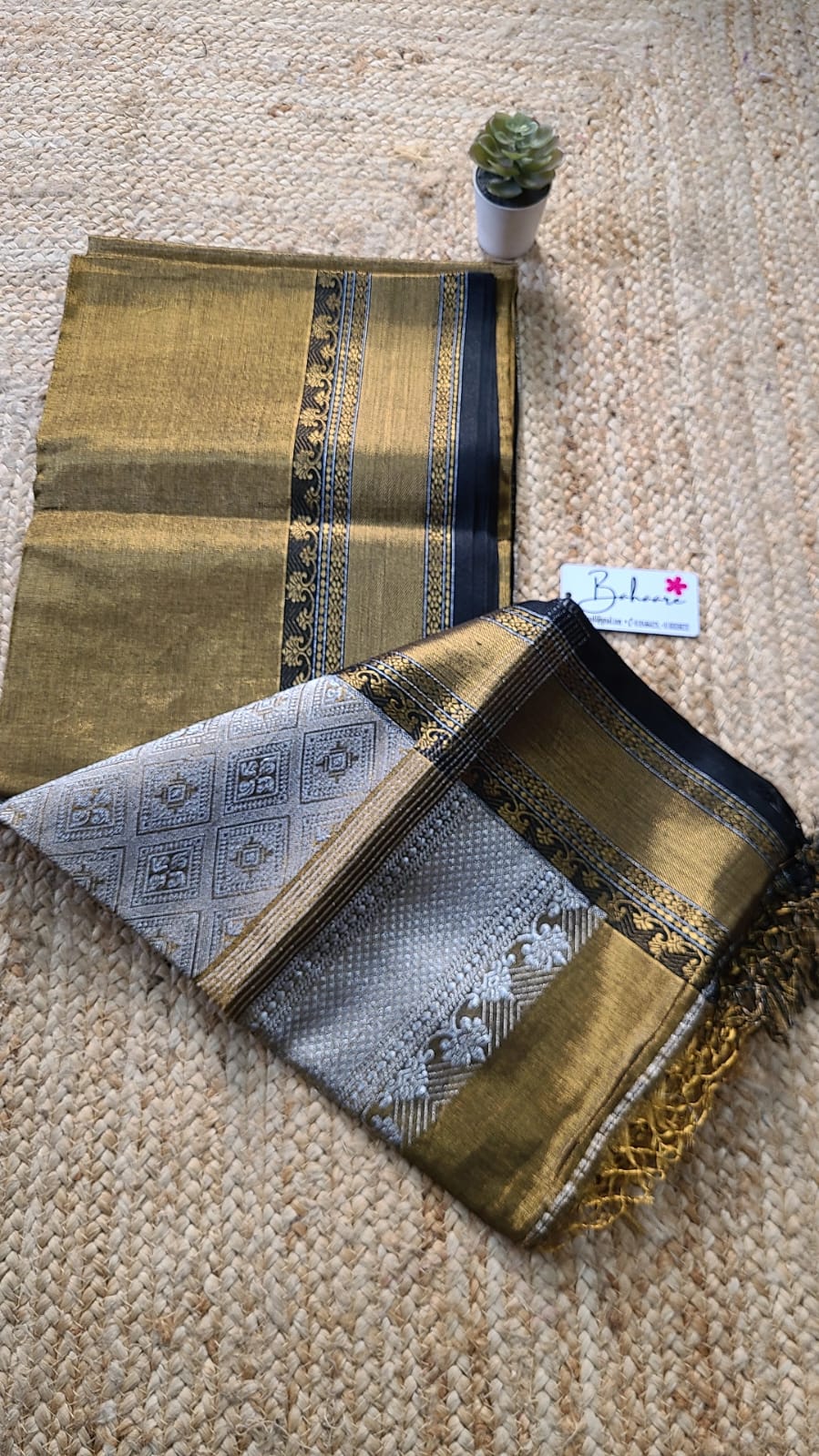 Afreen | Gold and Silver Kanjivaram Tissue Silk Saree