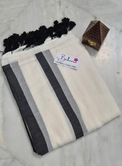 Mohini | Off White Fantacy Mul Mul Cotton Saree