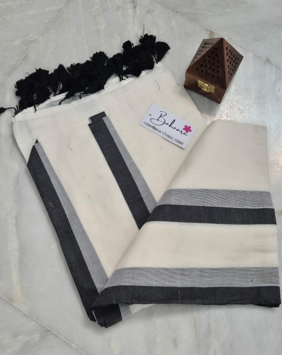 Mohini | Off White Fantacy Mul Mul Cotton Saree