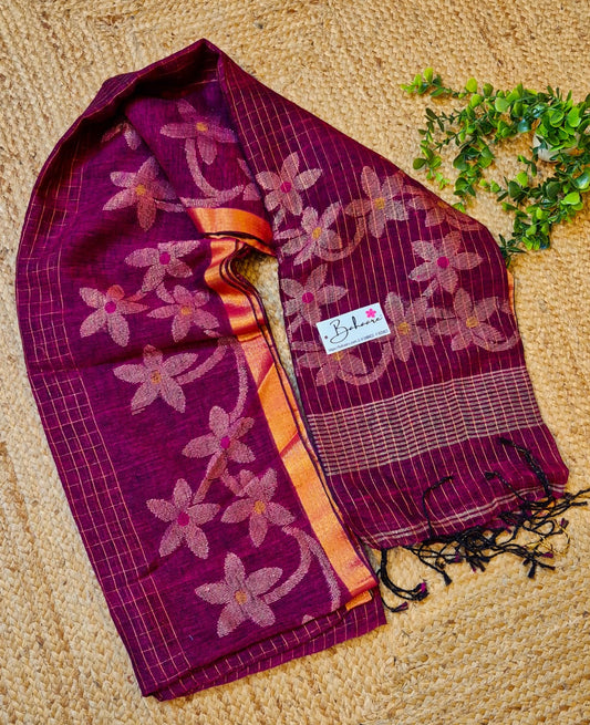 Woodland Whispers | Magenta Pure Premium Linen Saree