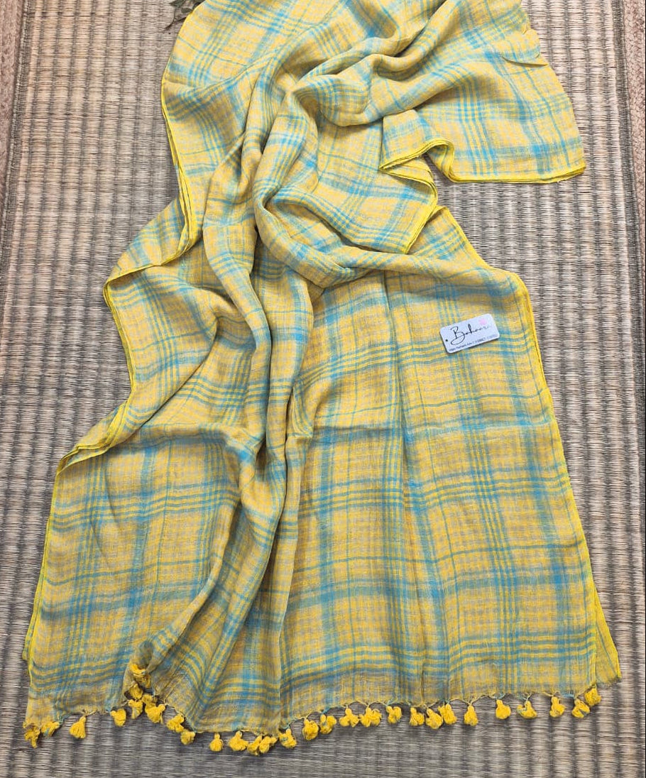 Woodland Whispers | Light Yellow with Ocean Blue Check Jayshree Linen Saree