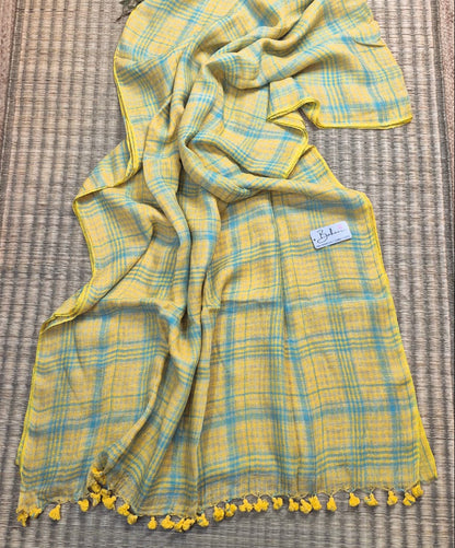 Woodland Whispers | Light Yellow with Ocean Blue Check Jayshree Linen Saree