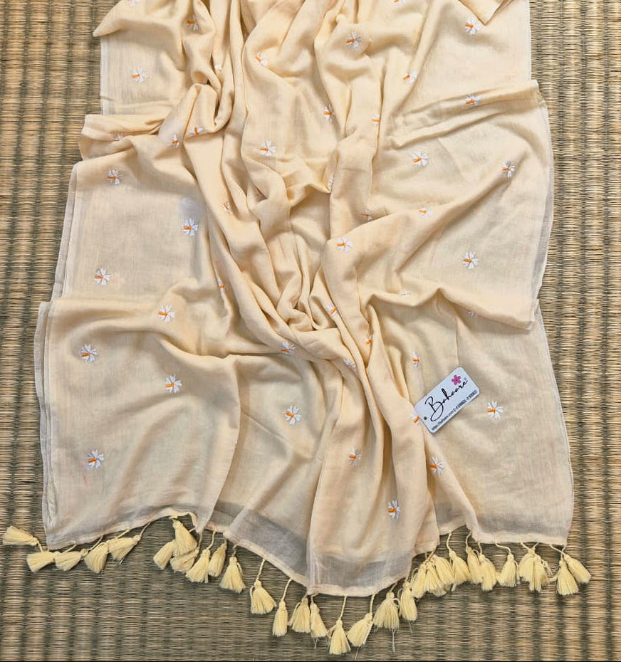 Parijat | Ivory Mul Mul Cotton Saree