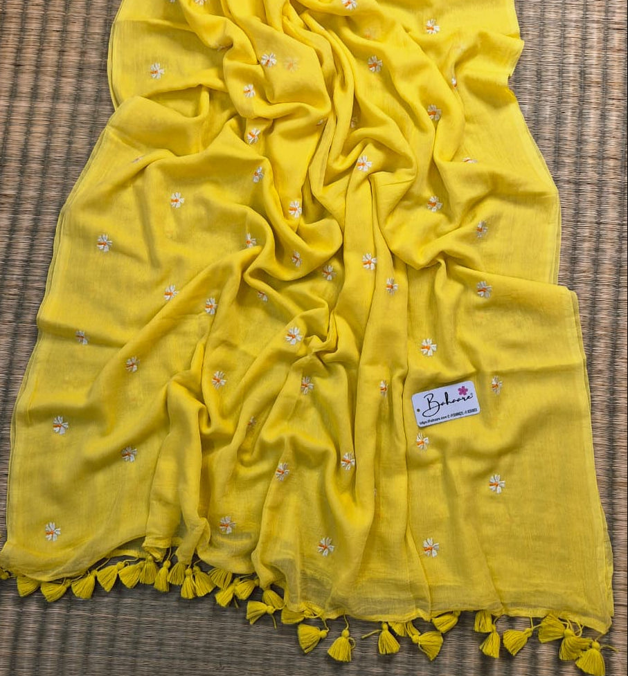 Parijat | Pastel Yellow Mul Mul Cotton Saree