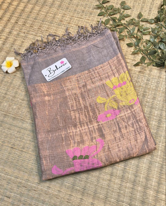 Woodland Whispers | Soft Mink Grey Jayshree Linen Saree with Paithani Motif