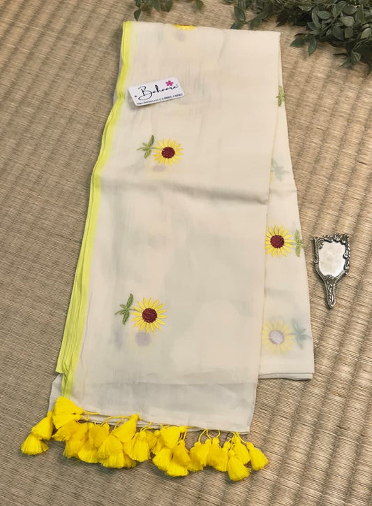Mohini | Curdy White Mul Mul Cotton Saree with Flower Motif