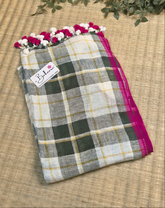 Woodland Whispers | Minimalist Check Jayshree Linen Saree