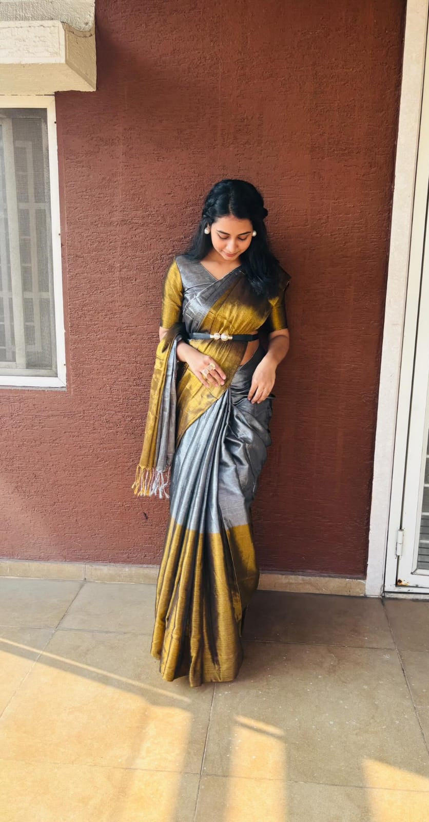 Jashn | Dark Gold and Silver Tissue Saree