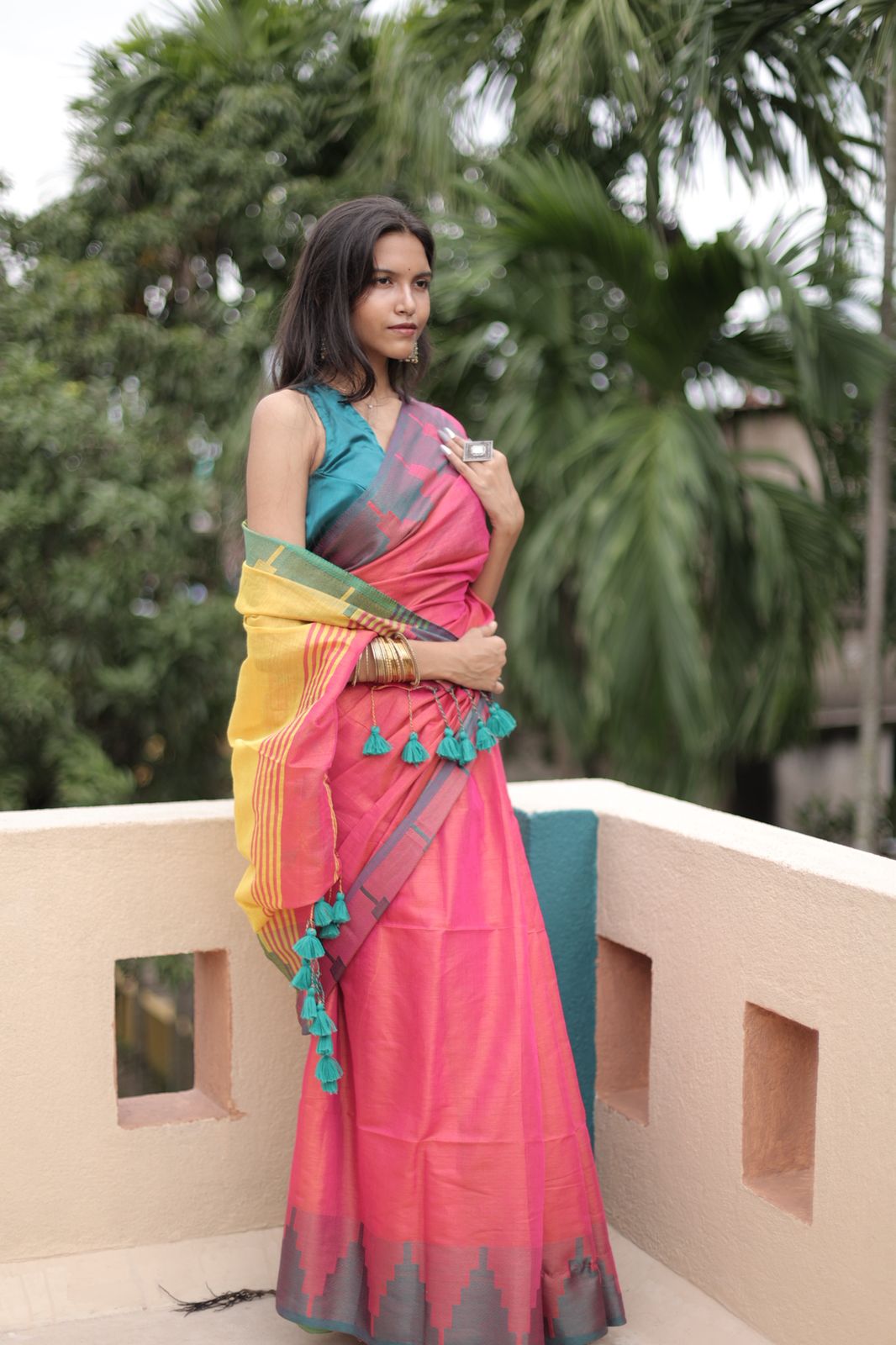 Suhani | Strawberry Handloom Tissue Saree