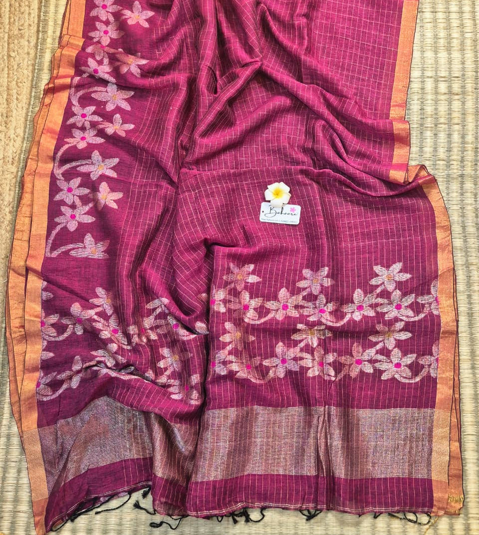 Woodland Whispers | Magenta Premium Linen Saree